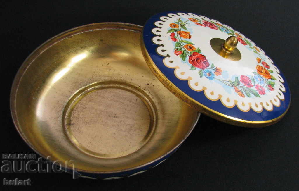 Delivery of METAL BOX TIN CANDY COOKIES BOWL ENGLAND ENGLAND Delivery of METAL BOX TIN CANDY COOKIES BOWL ENGLAND ENGLAND