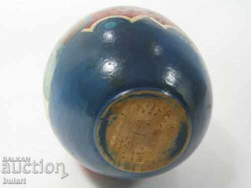 Delivery of OLD WOODEN BOX HANDBOOK EGG FROM WOOD Delivery of OLD WOODEN BOX HANDBOOK EGG FROM WOOD