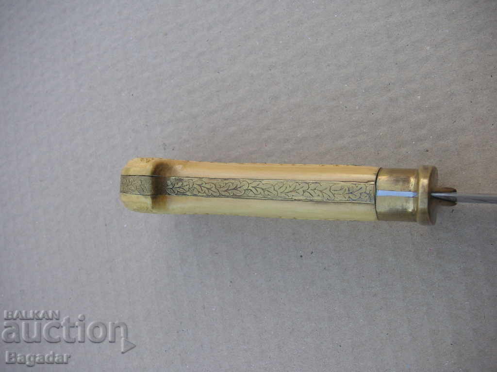 Delivery of Old dagger Delivery of Old dagger