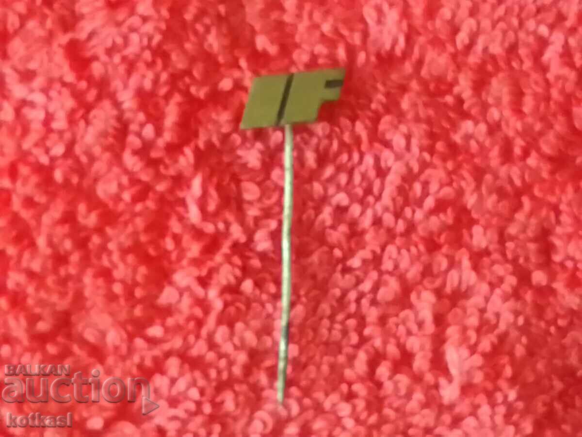 Auction  Old badge bronze needle IF