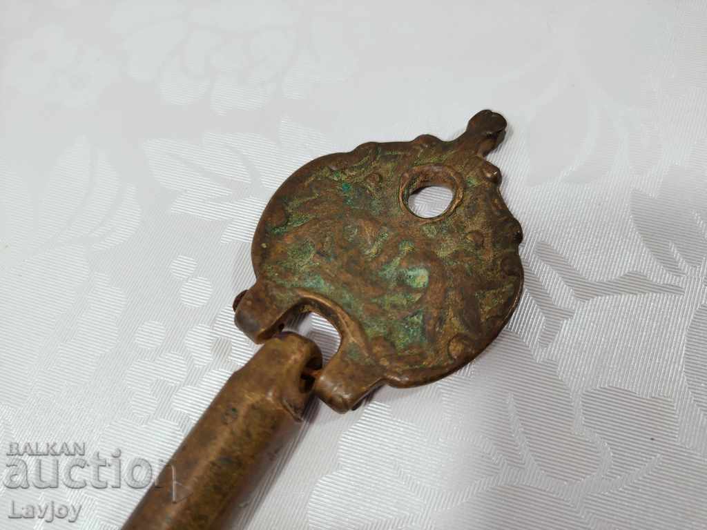 Delivery of Very old Masat grinder Delivery of Very old Masat grinder