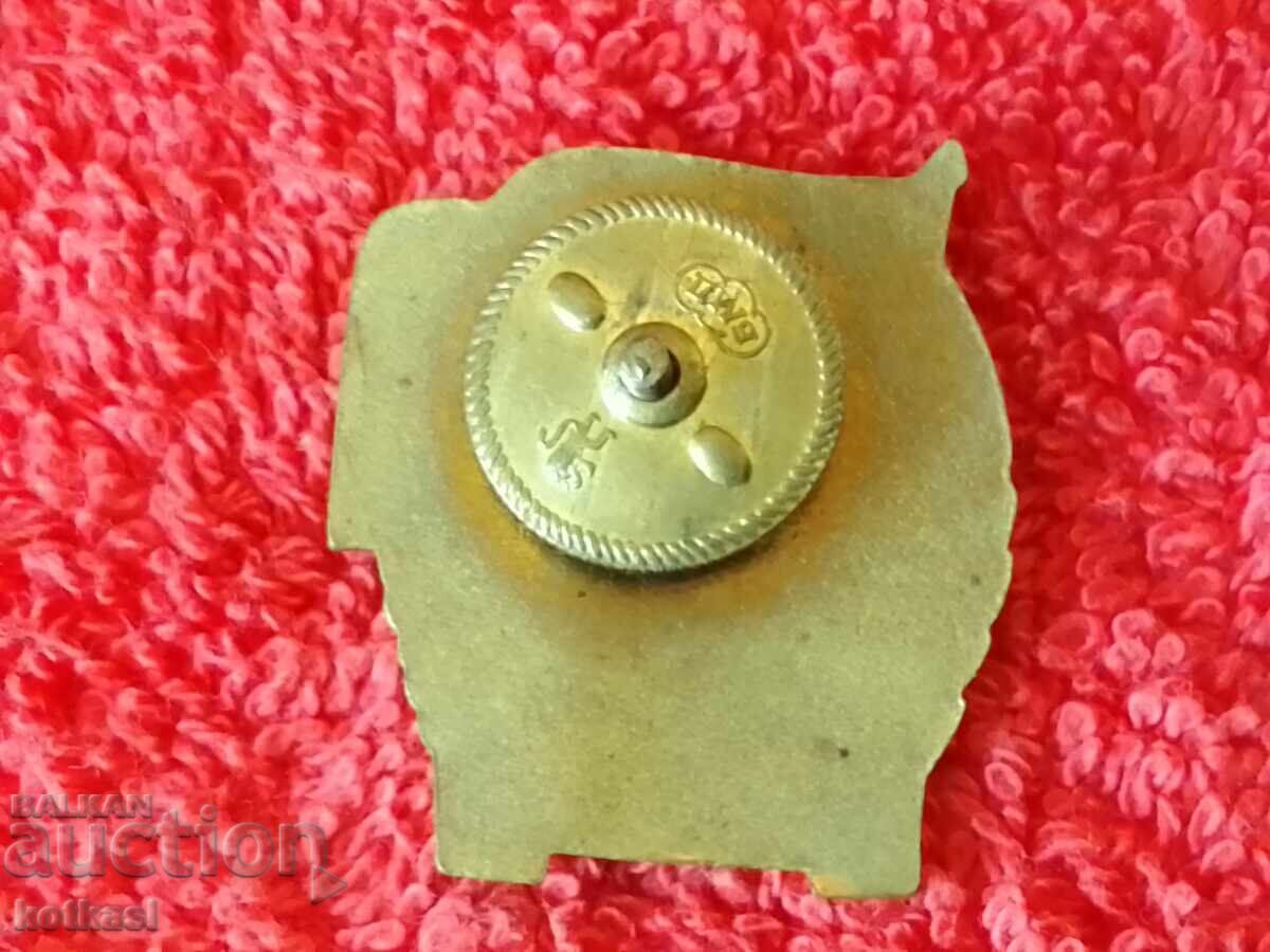 Auction Old Social Badge Badge HONORS MIA enamel on screw Auction Old Social Badge Badge HONORS MIA enamel on screw