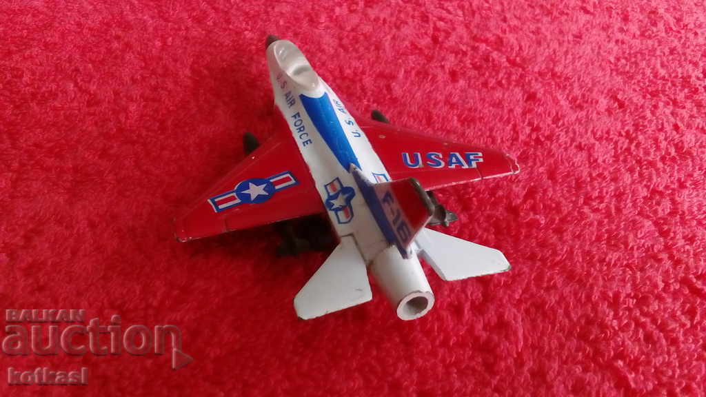Vechi avion de luptă F-16 din metal masiv - 5