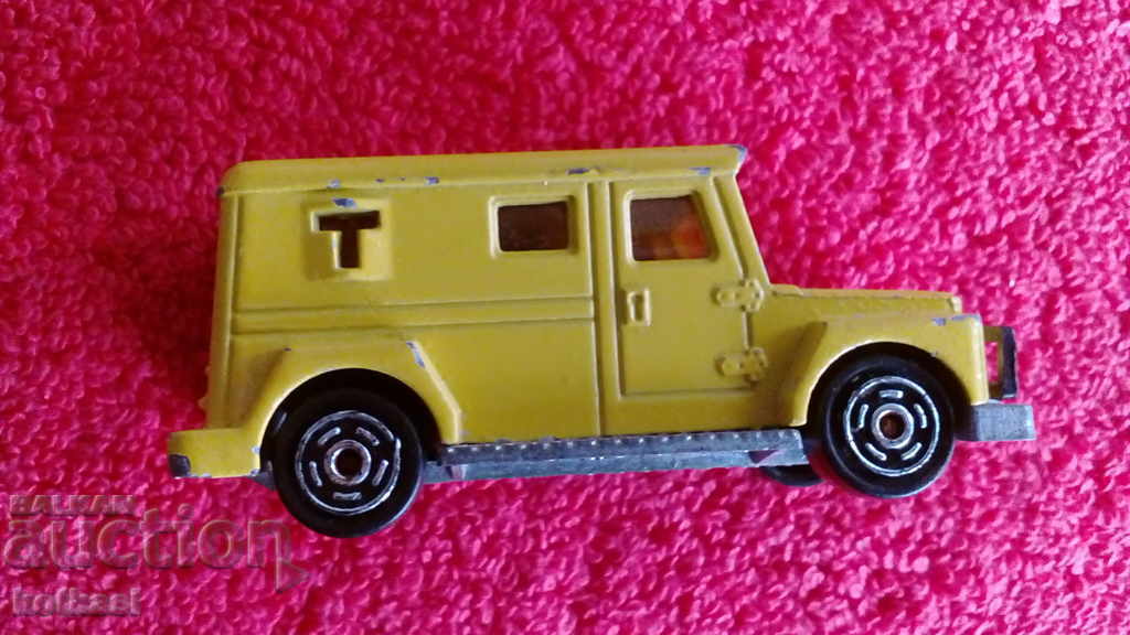 Auction Old Metal Car France Bank SECURITY 1/57 Majorette Auction Old Metal Car France Bank SECURITY 1/57 Majorette