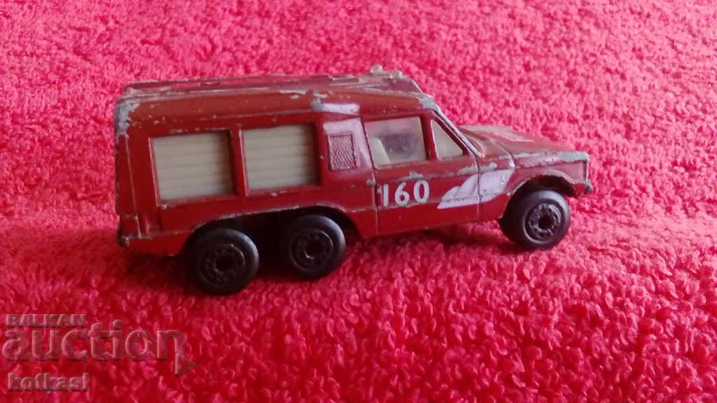 Auction Small metal car 1/75 COMMANDO Bulgaria MATCHBOX fire station Auction Small metal car 1/75 COMMANDO Bulgaria MATCHBOX fire station