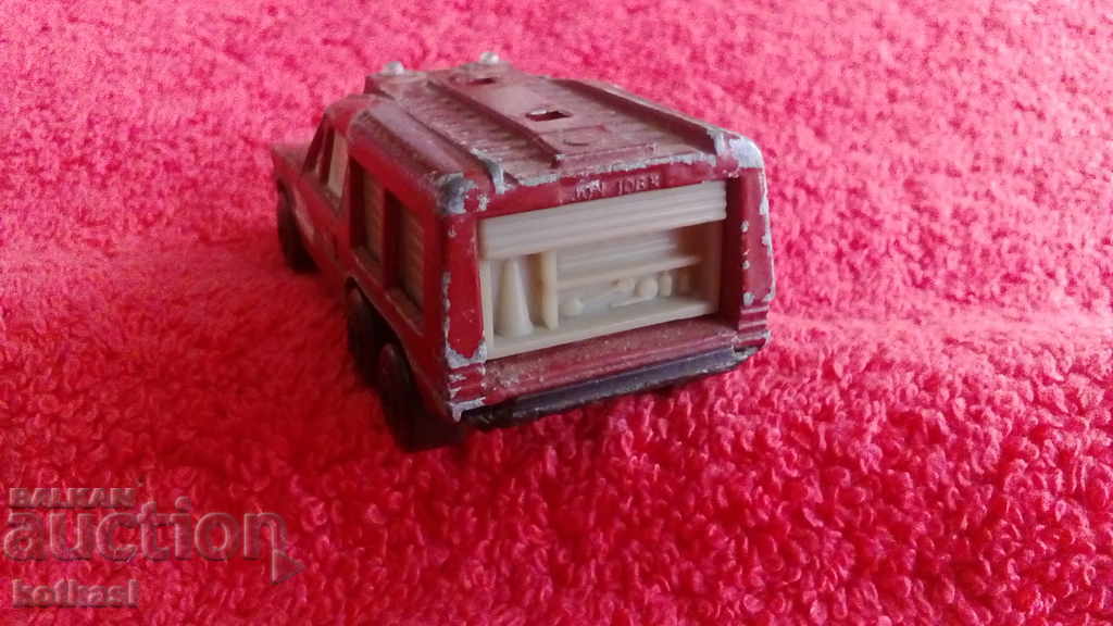 Small metal car 1/75 COMMANDO Bulgaria MATCHBOX fire station - 5 Small metal car 1/75 COMMANDO Bulgaria MATCHBOX fire station - 5