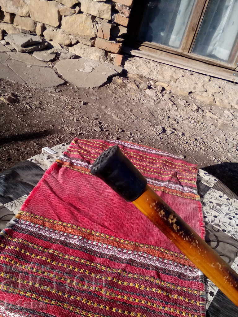 Delivery of Ancient cane Delivery of Ancient cane