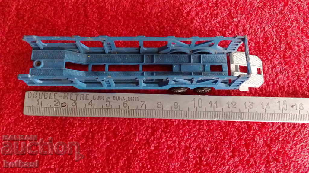 Massive metal truck trailer tire car transporter with price 16.00 BGN | € 8.18 Massive metal truck trailer tire car transporter with price 16.00 BGN | € 8.18