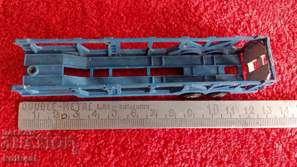 Massive metal truck trailer tire car transporter Massive metal truck trailer tire car transporter