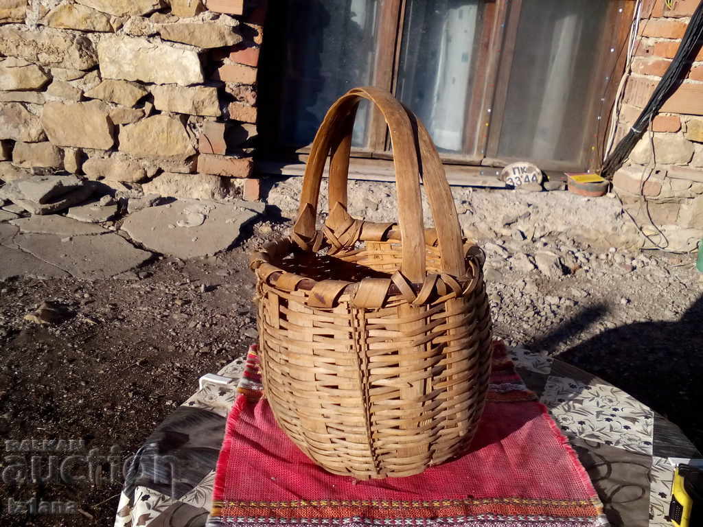 An old basket with price 35.00 BGN | € 17.90 An old basket with price 35.00 BGN | € 17.90