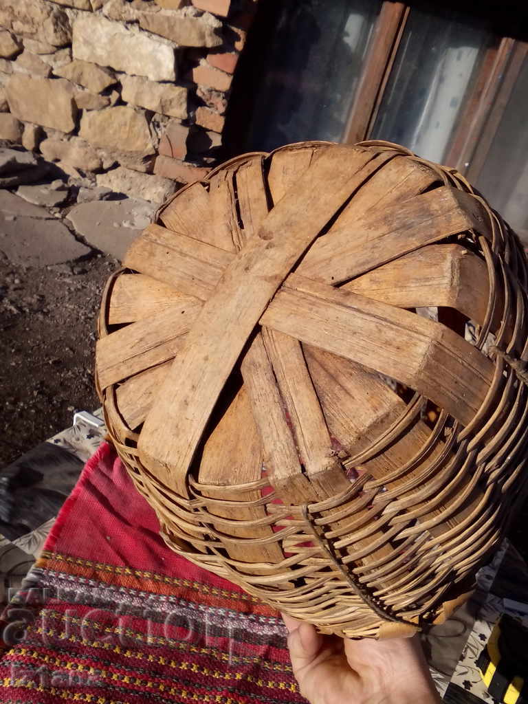 Delivery of An old basket Delivery of An old basket