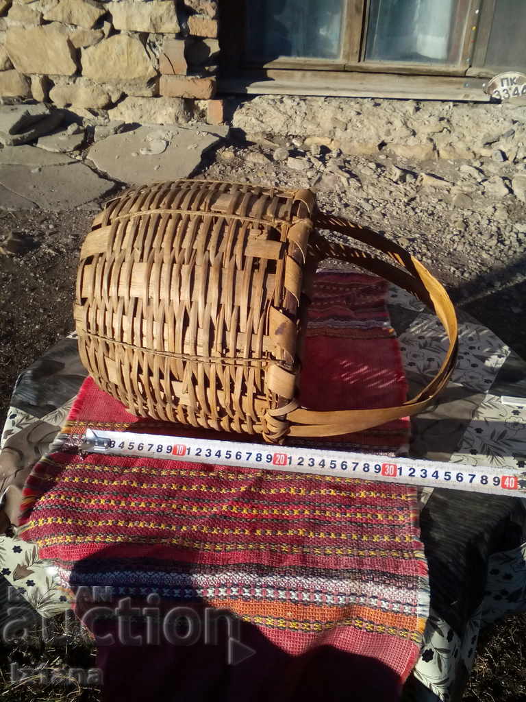 An old basket - 5 An old basket - 5