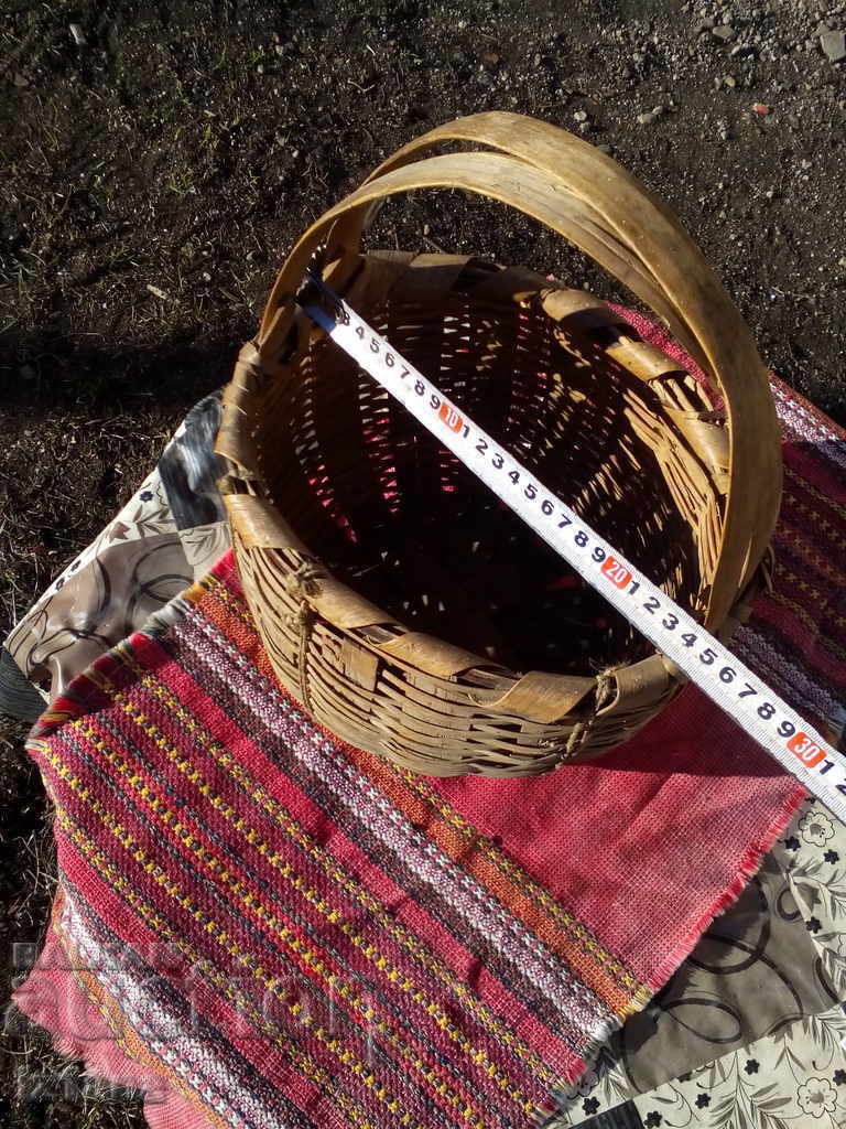An old basket - 6 An old basket - 6