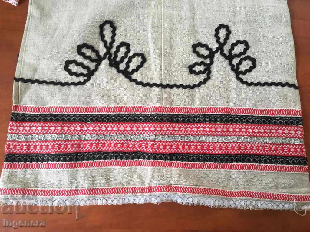 Auction SHIRT TUNE MANUELY SHOOTS LEN GAITAN SANTAL LABEL Auction SHIRT TUNE MANUELY SHOOTS LEN GAITAN SANTAL LABEL