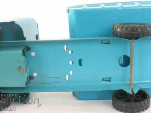 OLD TRUCK TIN TOY MECHANICAL TOY 1950 - 7 OLD TRUCK TIN TOY MECHANICAL TOY 1950 - 7