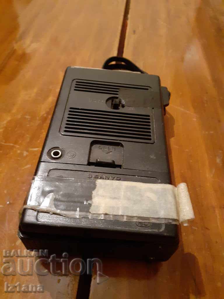 Аукцион Старо радио,радиоприемник SANYO Аукцион Старо радио,радиоприемник SANYO