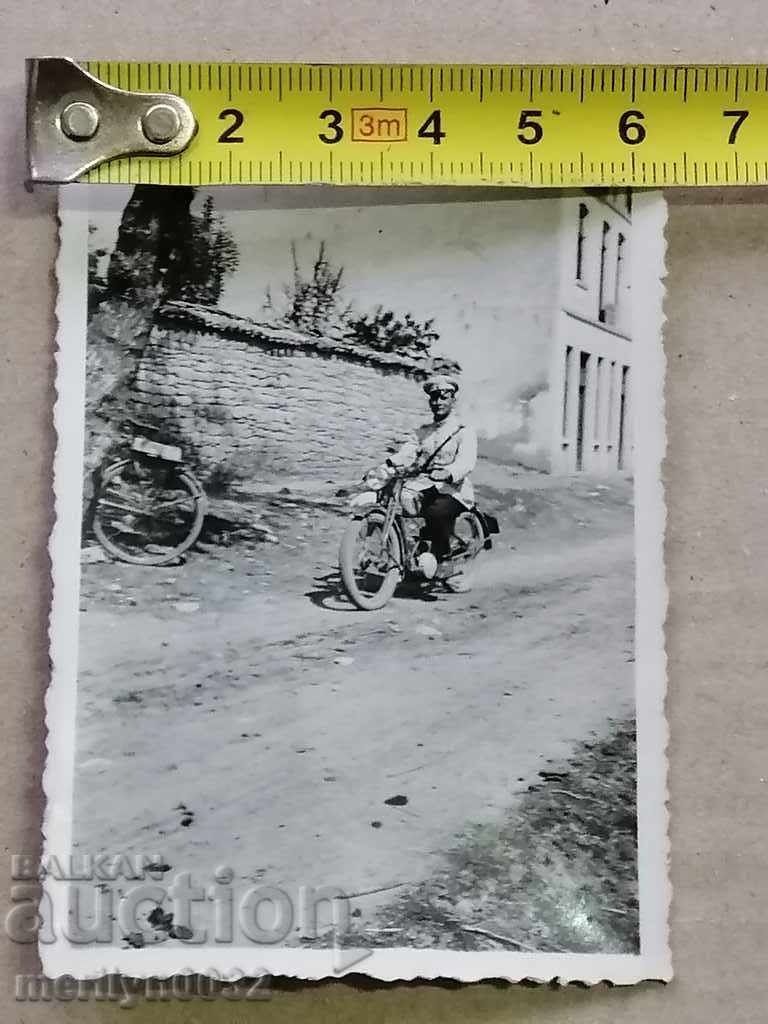 Delivery of Photo paper photography 30's Delivery of Photo paper photography 30's