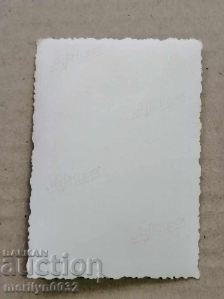 Delivery of Photo paper photography 30's