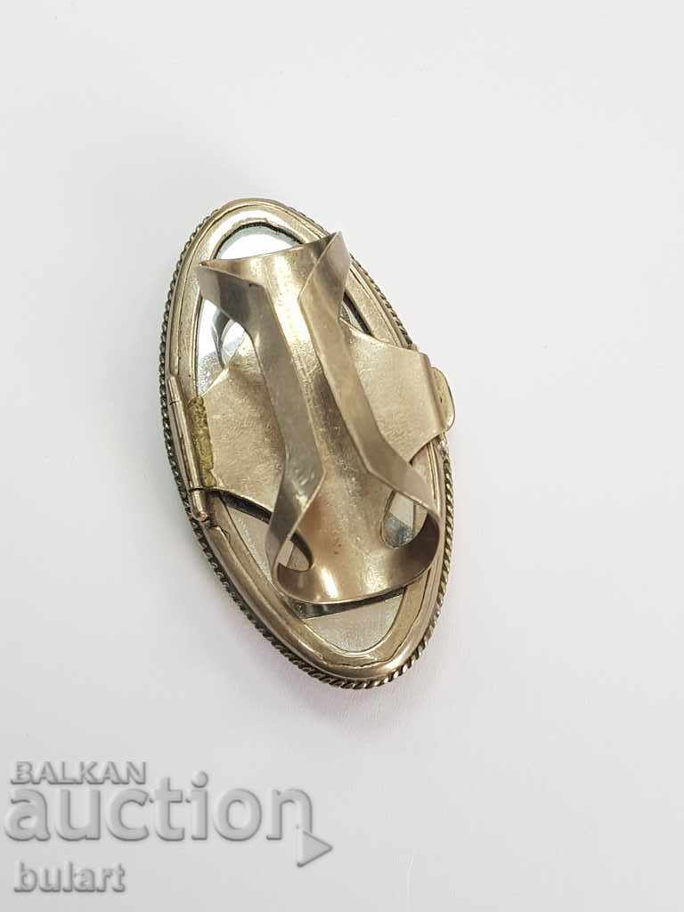 Auction Ring with Mirror ring Auction Ring with Mirror ring