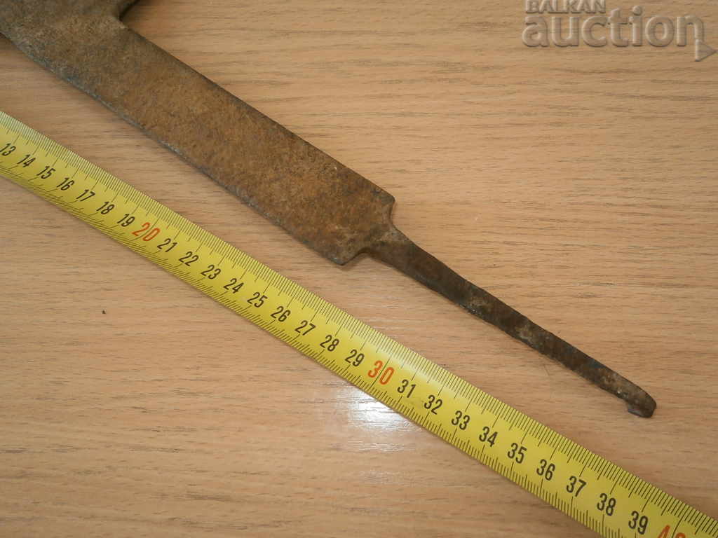 Παράδοση παλιό πρωτόγονο κορώνα με μαχαίρι κοσέρ μαχαίρι σφυρήλατο Παράδοση παλιό πρωτόγονο κορώνα με μαχαίρι κοσέρ μαχαίρι σφυρήλατο