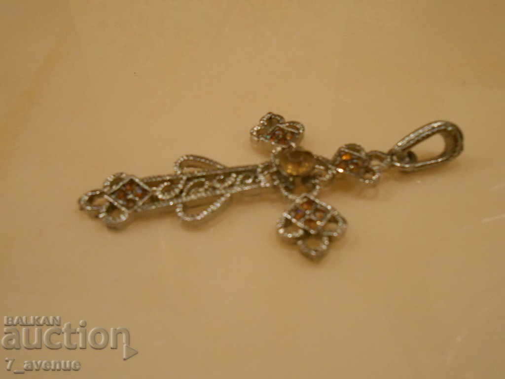 Delivery of Pendant, pendant, cross Delivery of Pendant, pendant, cross