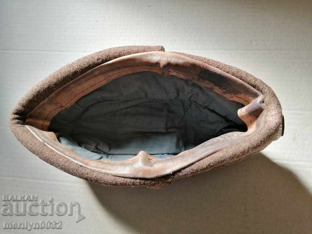 Delivery of Officer's cap field form porcelain cockade enamel Delivery of Officer's cap field form porcelain cockade enamel