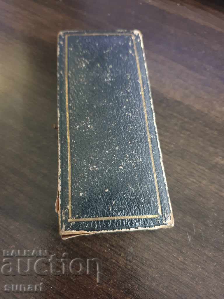 LOT 2 OLD ENGLISH Masonic ORDER MEDAL 1909 AND 1934 - 6 LOT 2 OLD ENGLISH Masonic ORDER MEDAL 1909 AND 1934 - 6