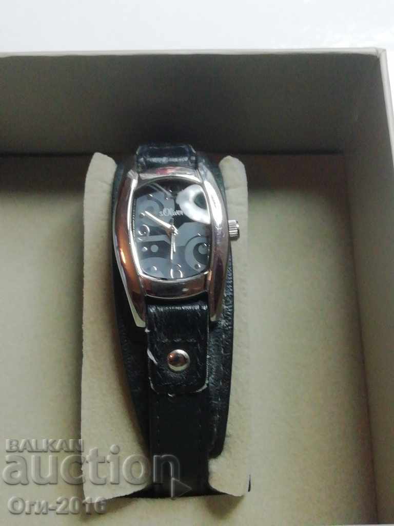 S.Oliver watch for ladies with price 12.00 BGN | € 6.14 S.Oliver watch for ladies with price 12.00 BGN | € 6.14
