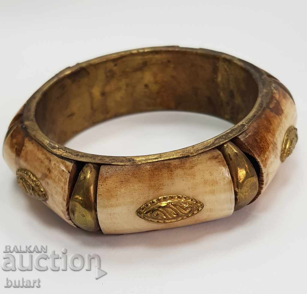 Beautiful old bracelet with ornaments ornamented vintage bracelet with price 50.00 BGN | € 25.56
