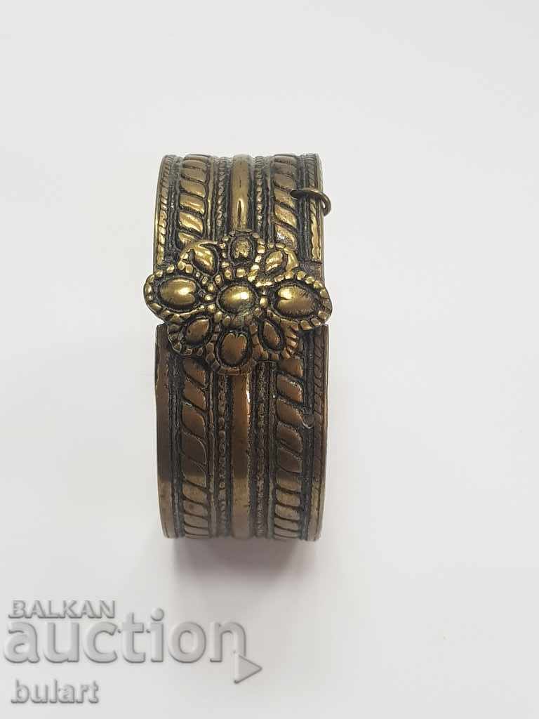 Auction Old brass bracelet vintage bracelet Auction Old brass bracelet vintage bracelet