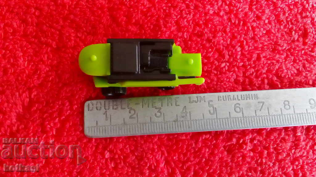 Small Plastic Combine Harvester Model Small Plastic Combine Harvester Model