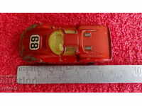 Old solid metal MATCHBOX PORSCHE 910 ENGLAND PORSCHE