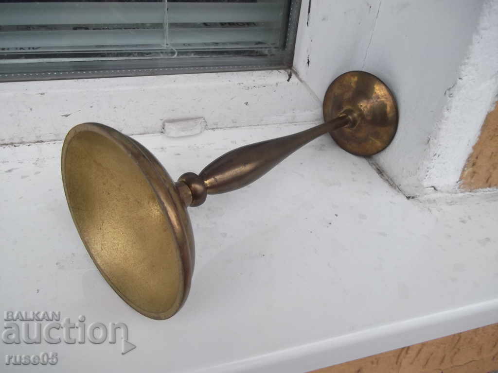 Candlestick for one bronze candle - 946 g. - 5 Candlestick for one bronze candle - 946 g. - 5