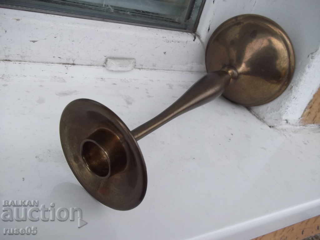 Candlestick for one bronze candle - 946 g. - 6 Candlestick for one bronze candle - 946 g. - 6