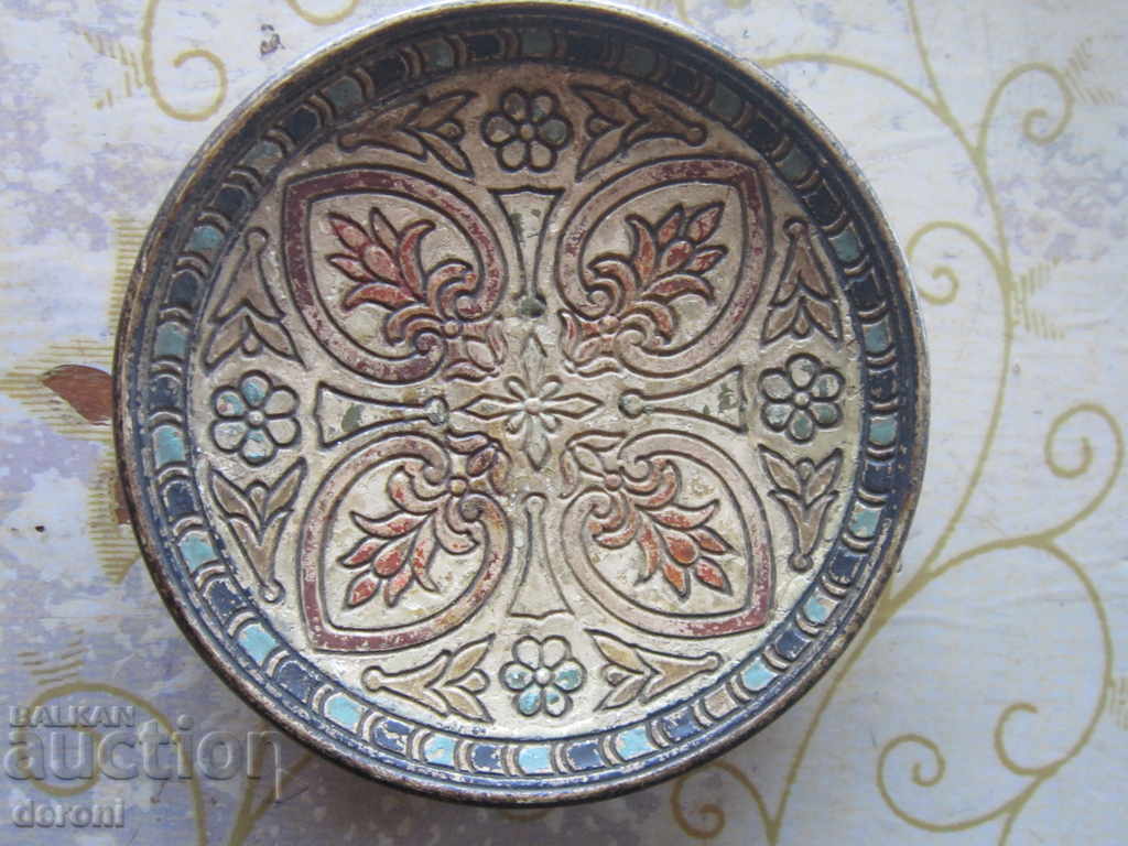 Уникална глинена чиния чинийка керамична чиния 2 с цена 60.00 лв. | € 30.68 Уникална глинена чиния чинийка керамична чиния 2 с цена 60.00 лв. | € 30.68