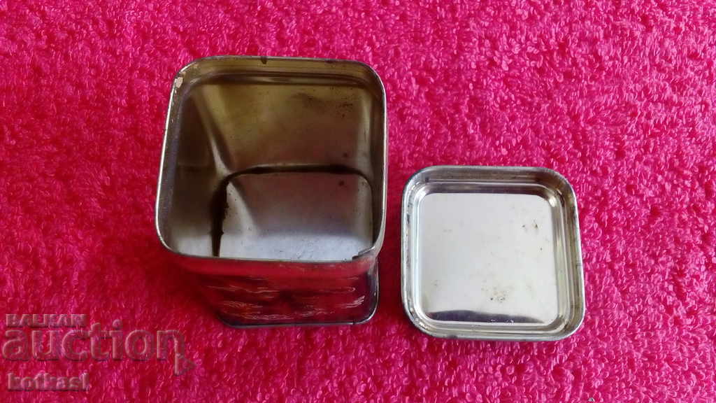 Old metal box Dragons - 7 Old metal box Dragons - 7