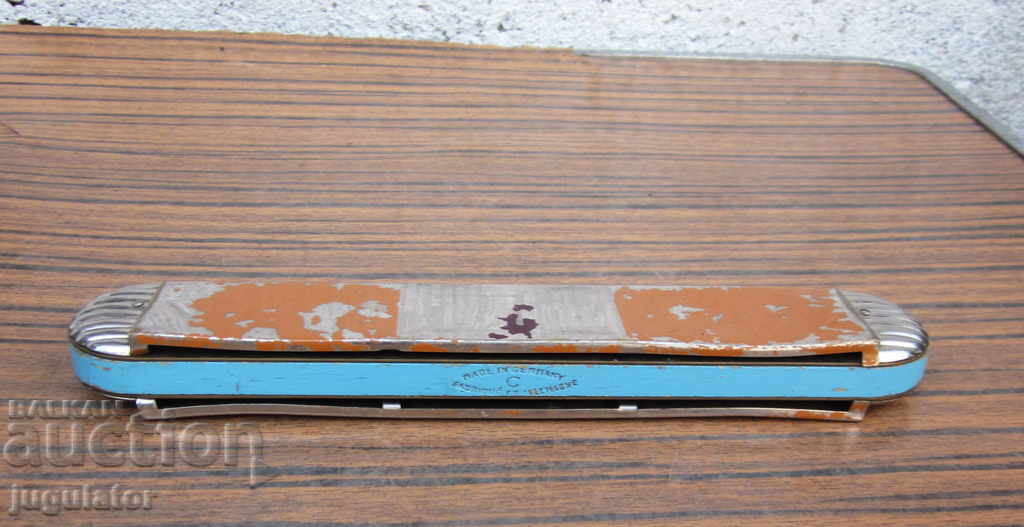 μεγάλη παλιά παλιά γερμανική μεταλλική αρμονική c με τιμή 15.00 BGN | € 7.67