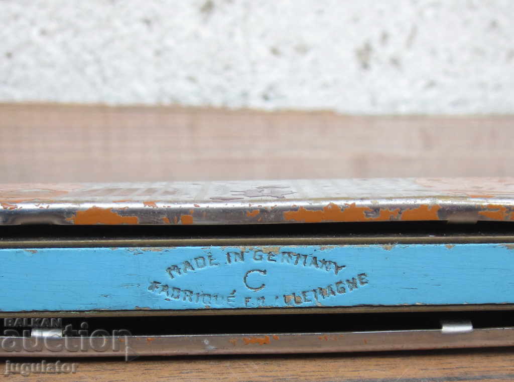 Παράδοση μεγάλη παλιά παλιά γερμανική μεταλλική αρμονική c