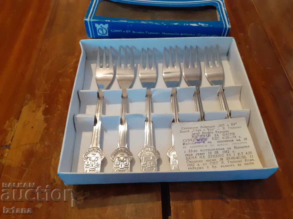 Auction Old Souvenir Forks Auction Old Souvenir Forks