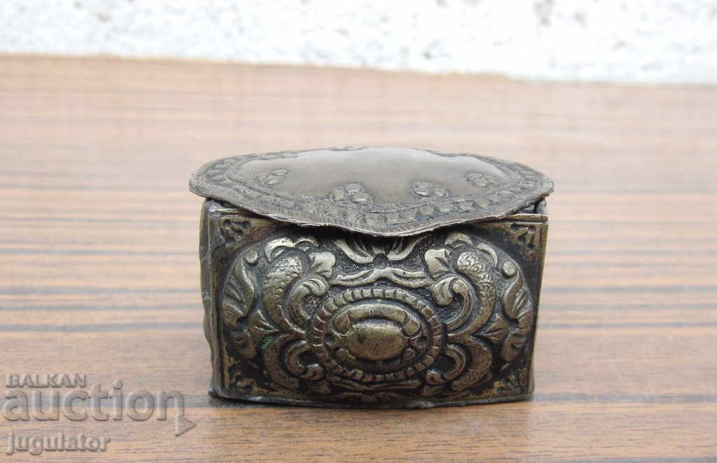 Delivery of Ancient Bulgarian folklore silver box Delivery of Ancient Bulgarian folklore silver box