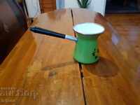 Старо емайлирано джезве