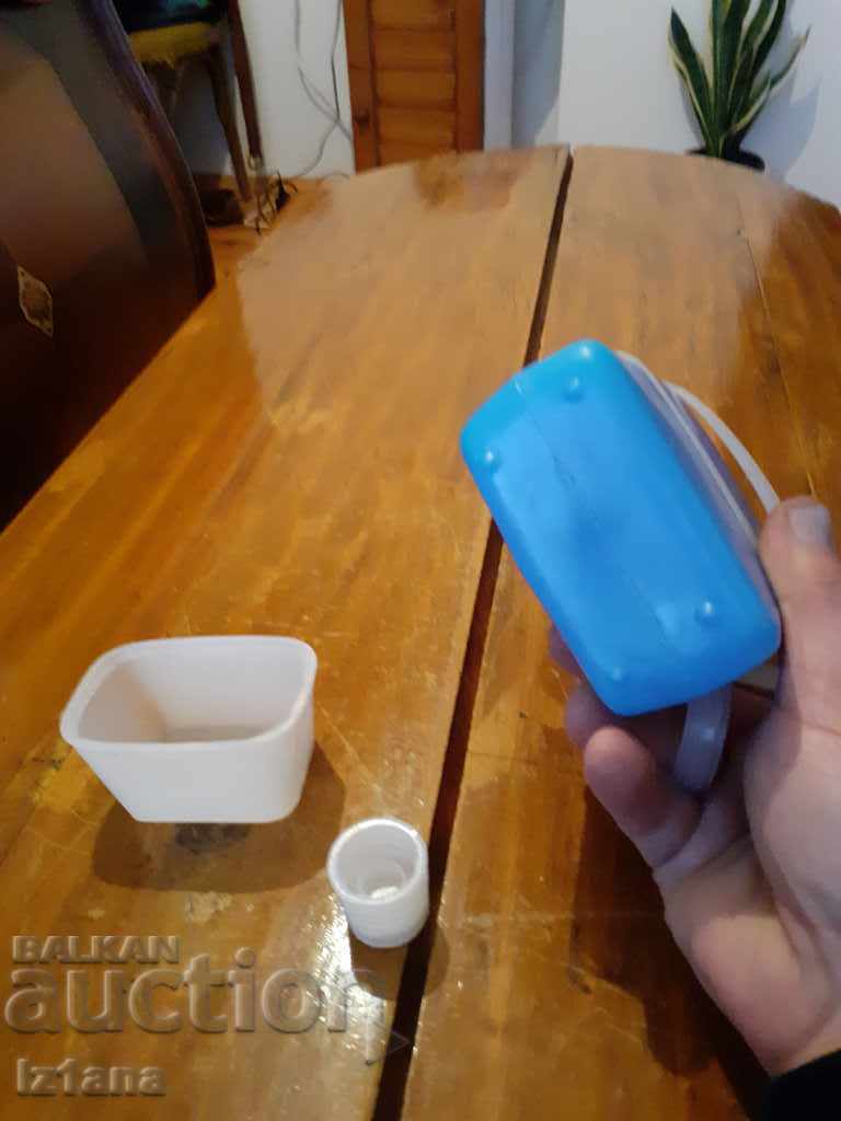 Old children's water canteen - 7 Old children's water canteen - 7