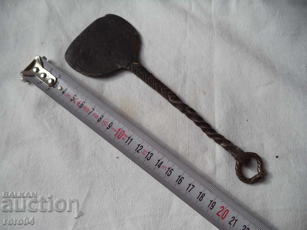 BEAUTIFUL OLD FORGED BIT / BIT with price 24.30 BGN | € 12.42 BEAUTIFUL OLD FORGED BIT / BIT with price 24.30 BGN | € 12.42