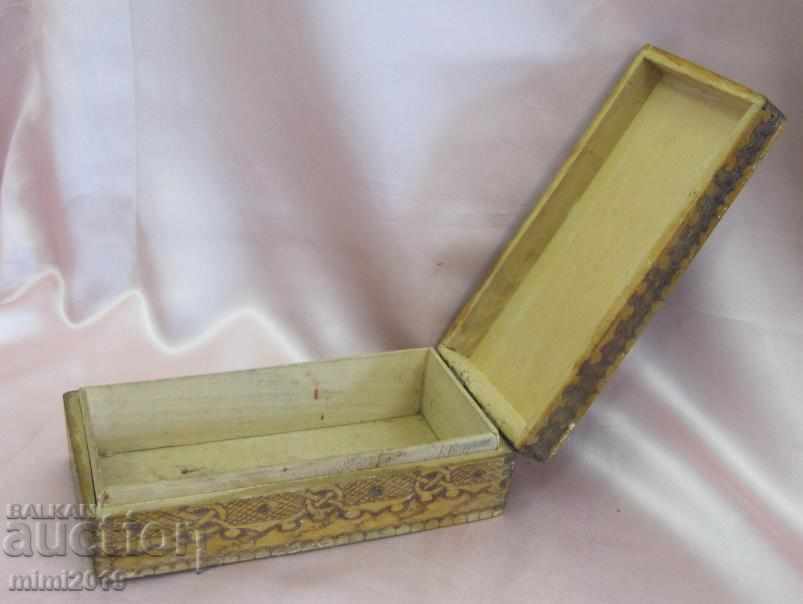 Delivery of Art Deco Wooden Jewelry Box