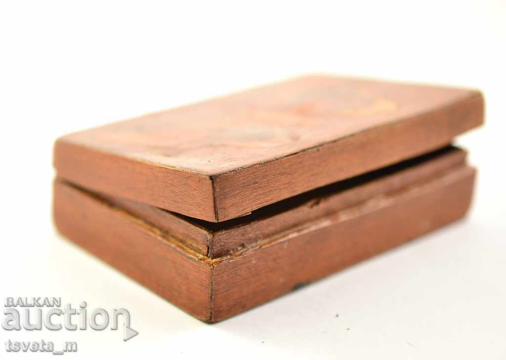 Auction WOODEN BOX WITH INLAY for 2 matches - KINGDOM OF BULGARIA Auction WOODEN BOX WITH INLAY for 2 matches - KINGDOM OF BULGARIA