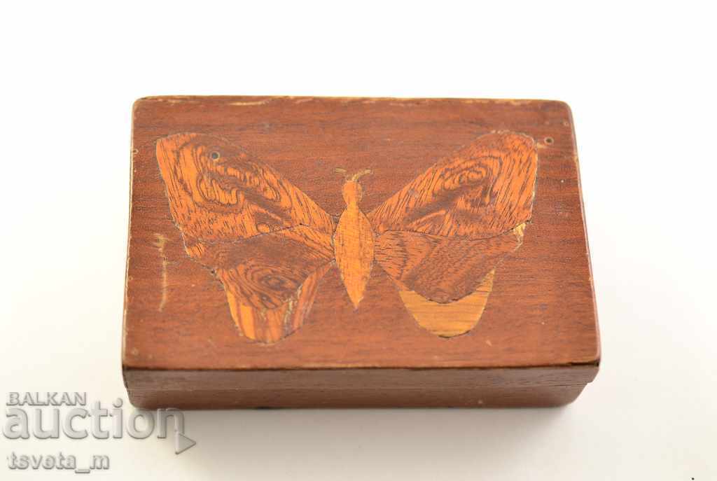 WOODEN BOX WITH INLAY for 2 matches - KINGDOM OF BULGARIA WOODEN BOX WITH INLAY for 2 matches - KINGDOM OF BULGARIA