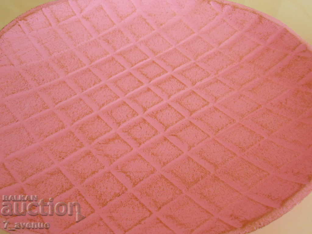 Auction Very beautiful decoration of pineapple fruit in pink, MDF, new Auction Very beautiful decoration of pineapple fruit in pink, MDF, new