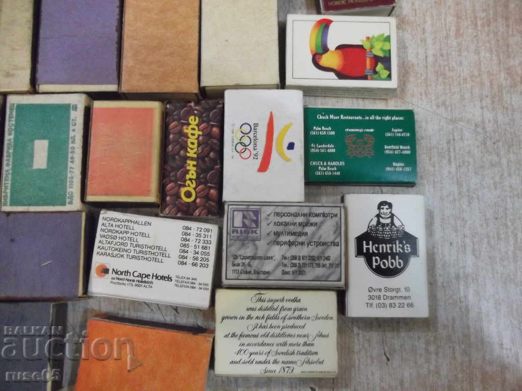 Lot of 32 pcs. matches - 6 Lot of 32 pcs. matches - 6