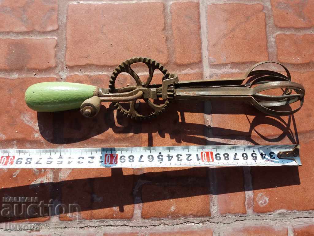 Delivery of OLD GERMAN HAND MIXER MIXER Delivery of OLD GERMAN HAND MIXER MIXER