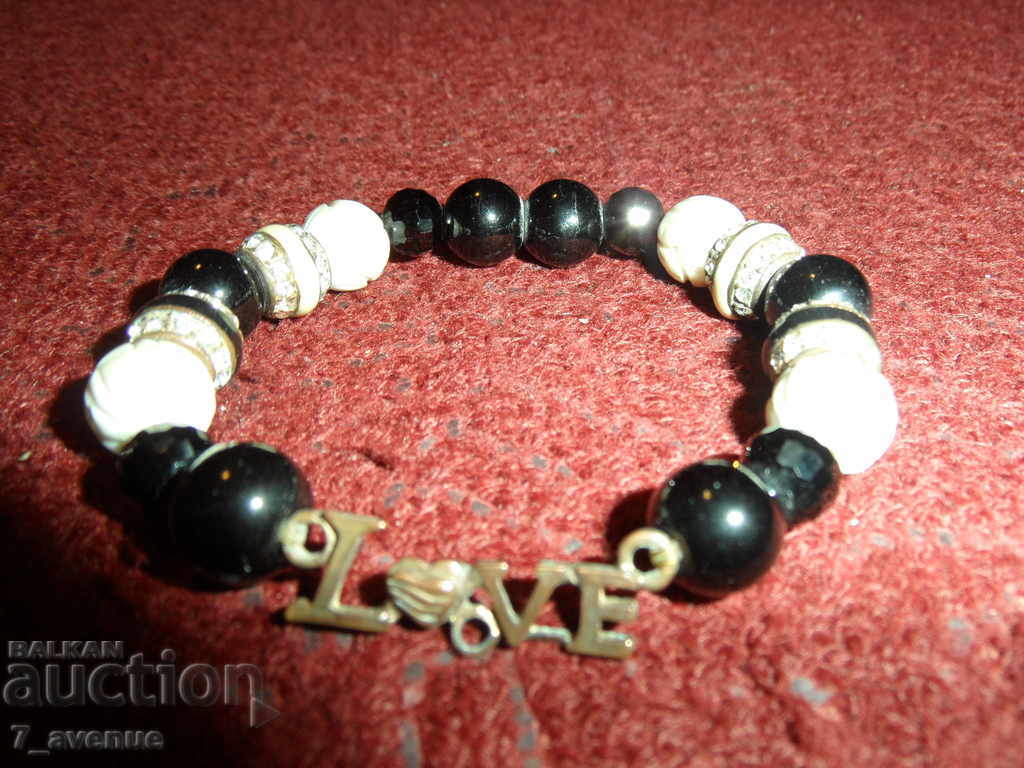 Bracelet with pebbles and a message with price 12.99 BGN | € 6.64 Bracelet with pebbles and a message with price 12.99 BGN | € 6.64